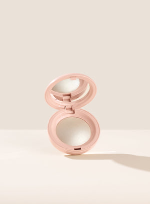Rare Beauty Positive Light Silky Touch Highlighter – Enlighten