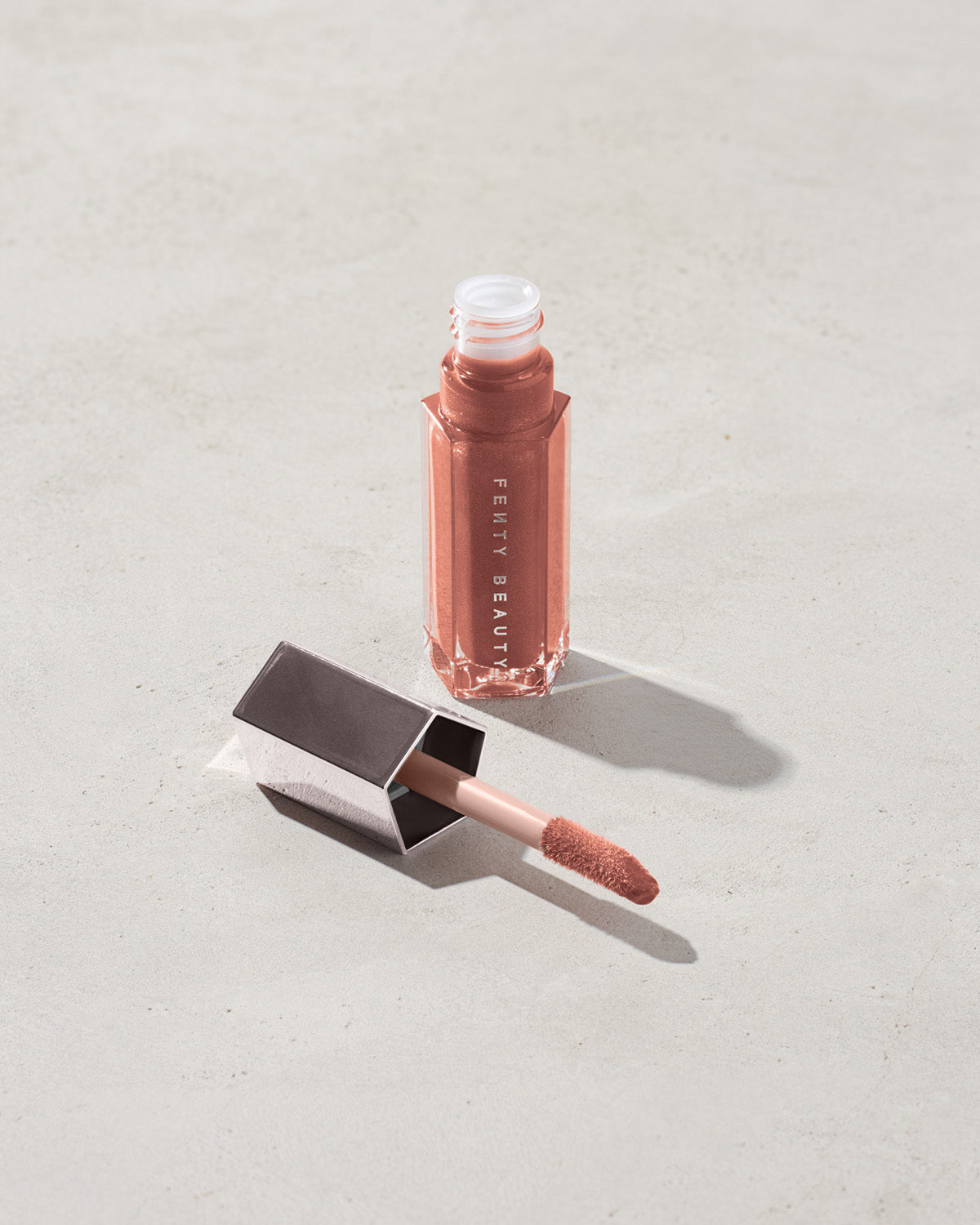 Fenty Beauty Gloss Bomb Universal Lip Luminizer product image 17