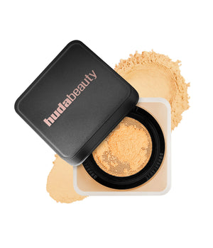 Huda Beauty Easy Bake Loose Baking & Setting Powder – Blondie