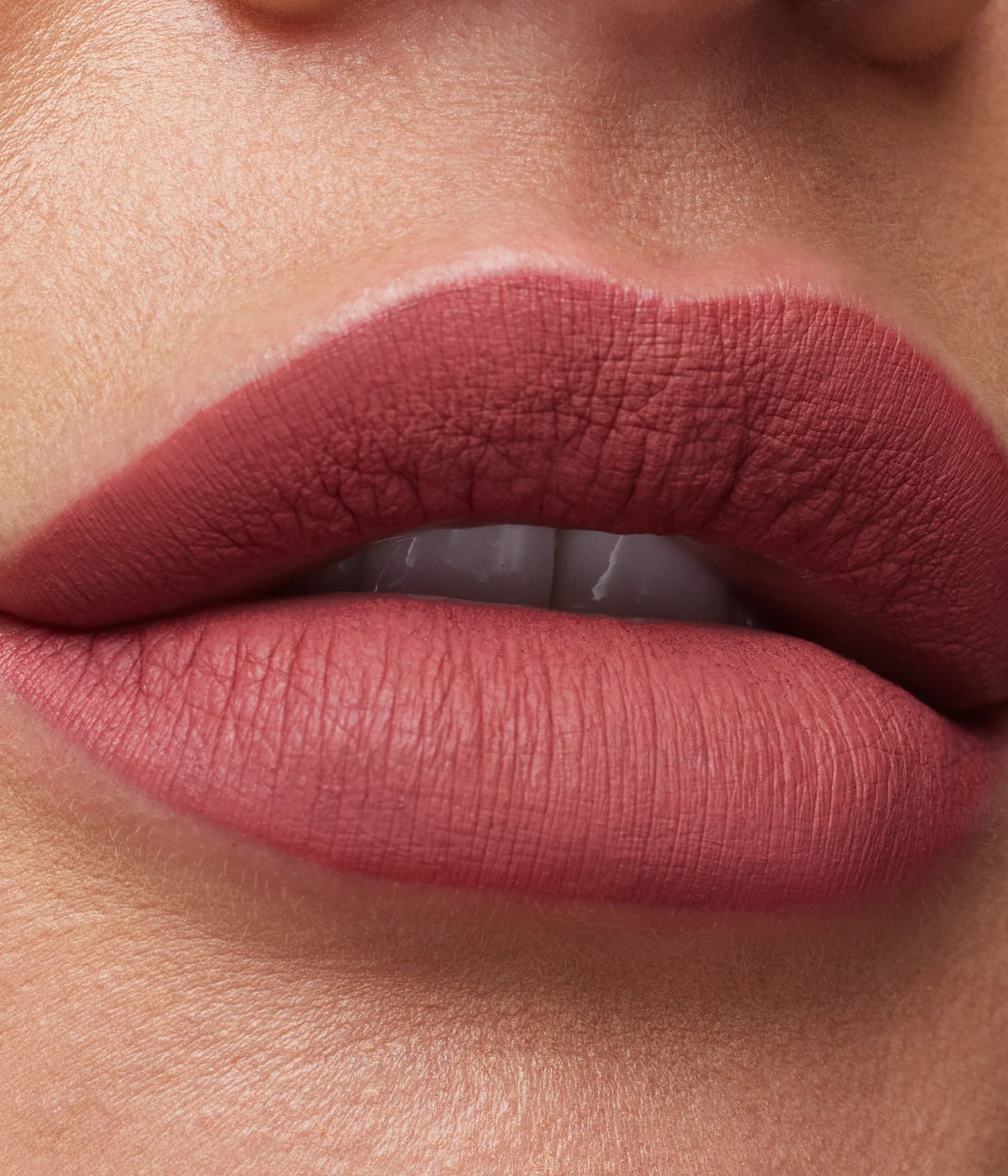 Huda Beauty Liquid Matte Ultra-Comfort Transfer-Proof Lipstick Mini product image 2