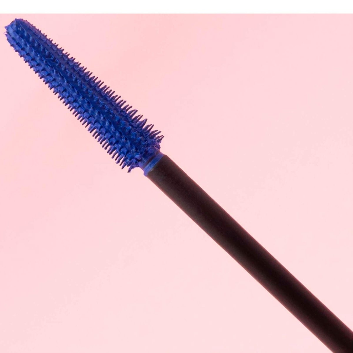 Benefit Cosmetics BADgal BANG! 36-Hour Volumizing Mascara – 8.5 g product gallery image 3